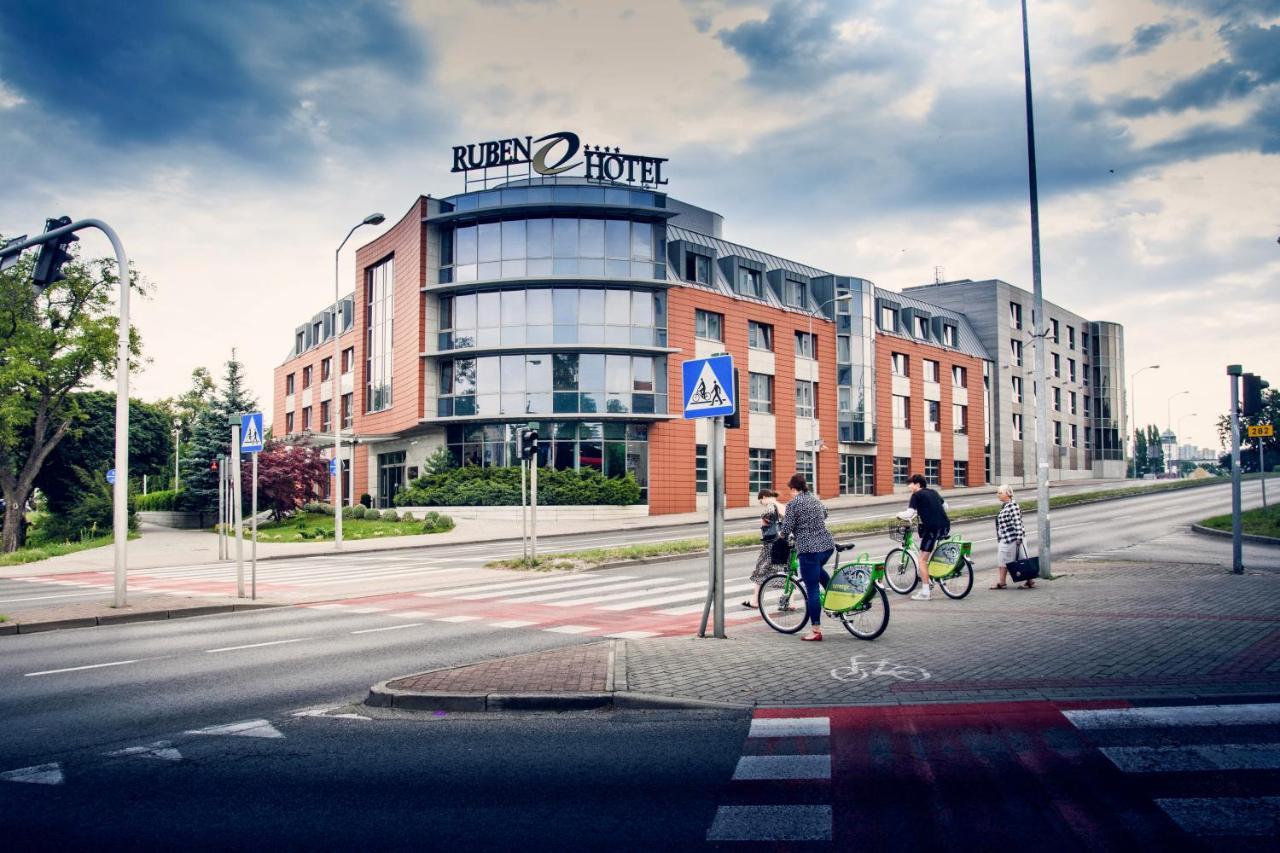 Ruben Hotel Zielona Gora 외부 사진